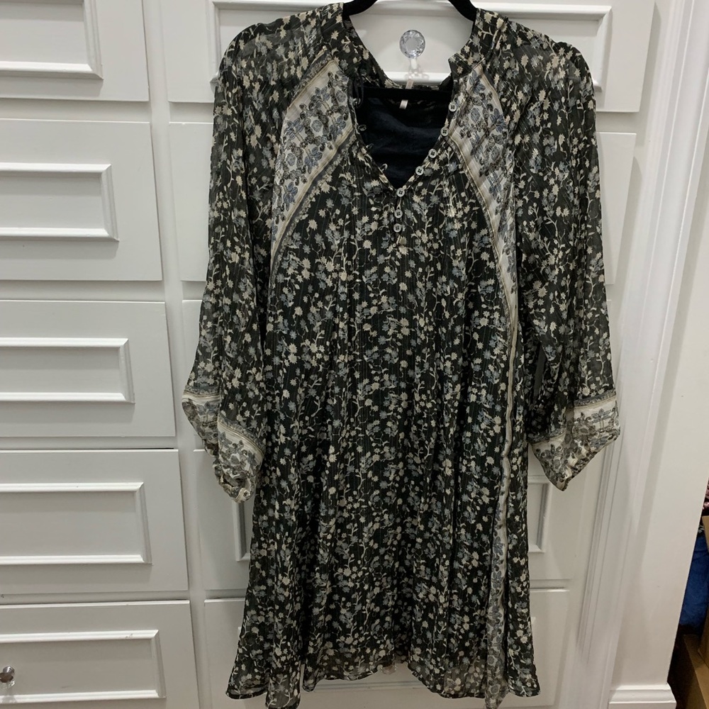 FREE PEOPLE LONG SLEEVE DRESS